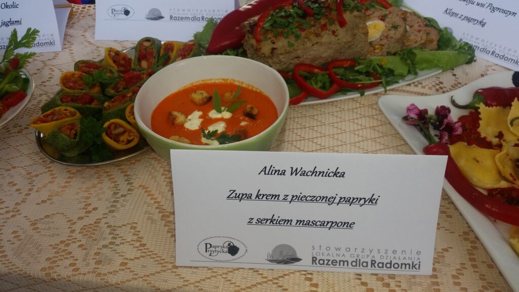 Zupa krem z pieczonej papryki z serkiem mascarpone